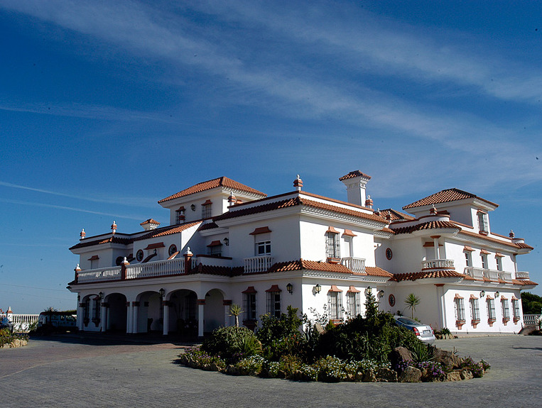 Hotel Diufain Conil De La Frontera Luaran gambar