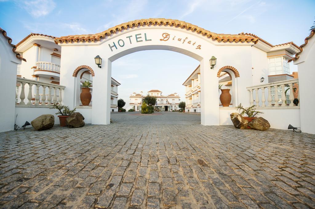 Hotel Diufain Conil De La Frontera Luaran gambar