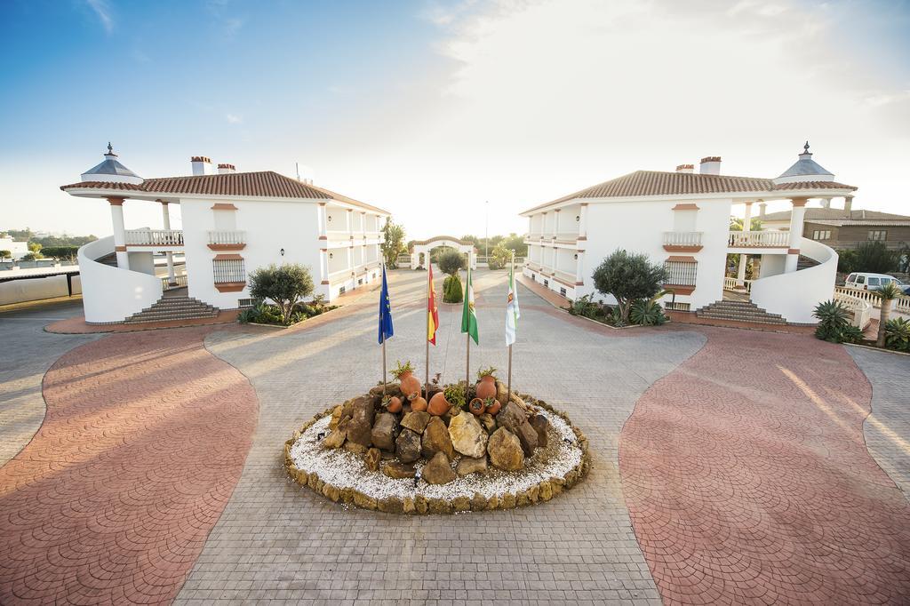 Hotel Diufain Conil De La Frontera Luaran gambar