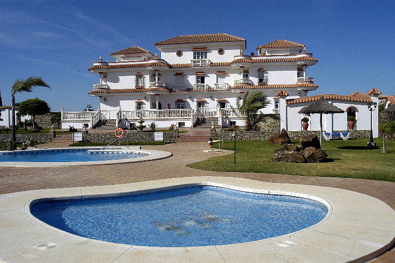 Hotel Diufain Conil De La Frontera Luaran gambar