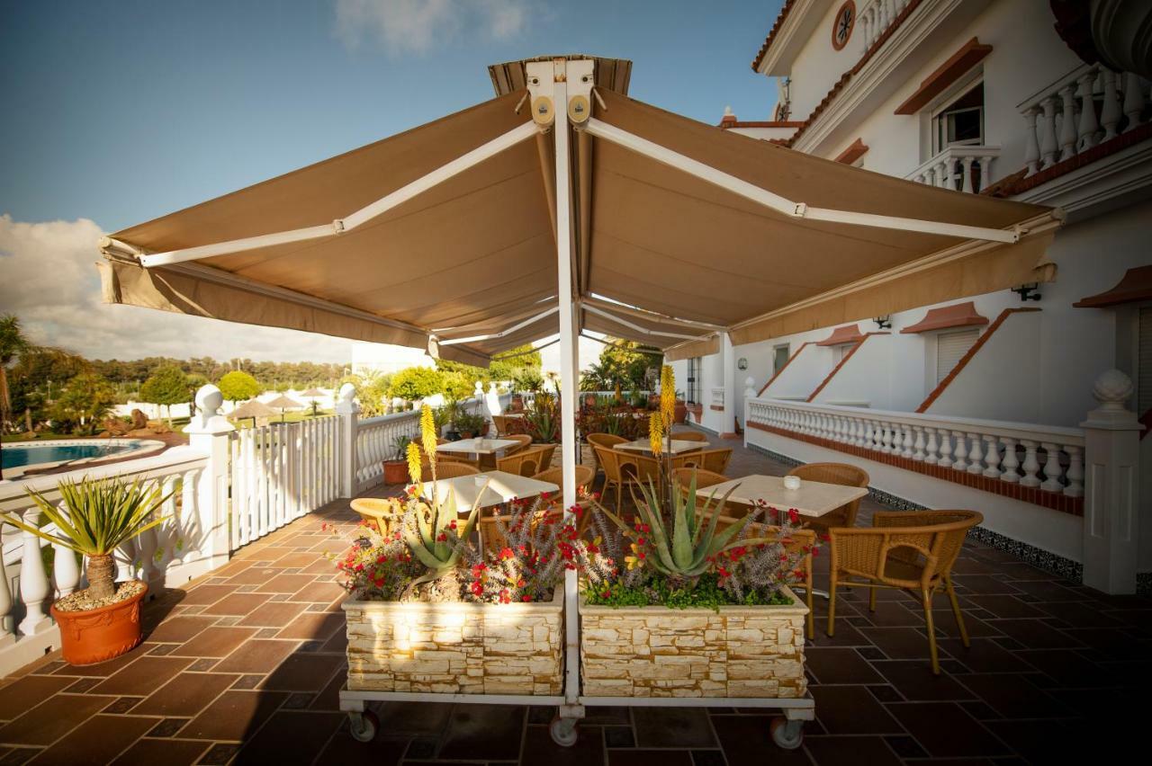 Hotel Diufain Conil De La Frontera Luaran gambar