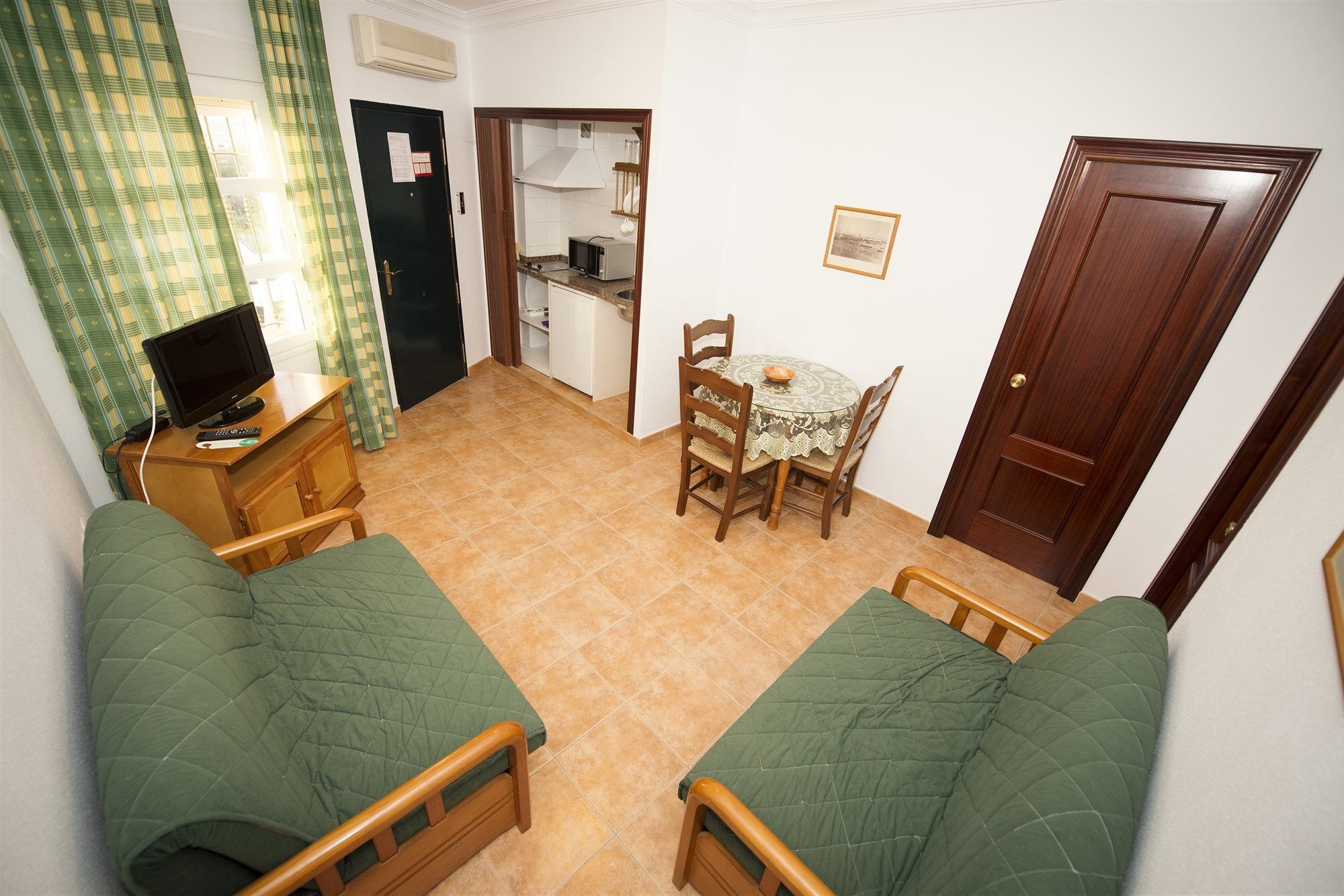 Hotel Diufain Conil De La Frontera Luaran gambar